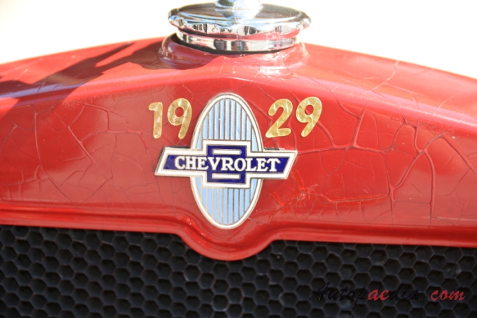 Chevrolet 1929 (Chevrolet Series AC International pickup 2d), emblemat przód 