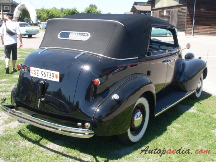 Chevrolet Master 1933-1942 (1939 Chevrolet Master 85 series JB cabriolet 4d), right rear view