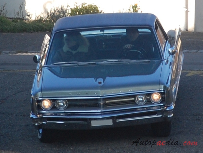 Chrysler 300 non-letter series 2nd generation 1965-1968 (1966 hardtop 2d), front view