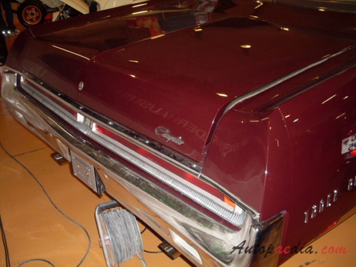 Chrysler 300 non-letter series 3. generacja 1969-1971 (1969 hardtop 2d), tył