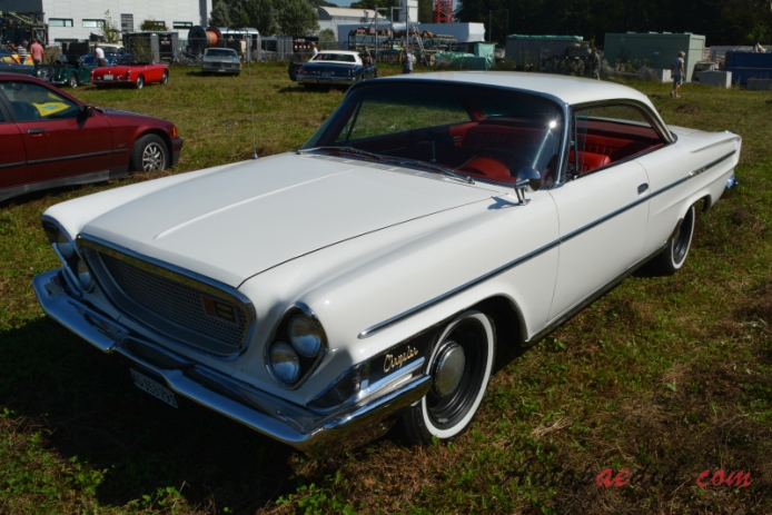 Chrysler Newport 3rd generation 1961-1964 (1962 hardtop 2d), left front view