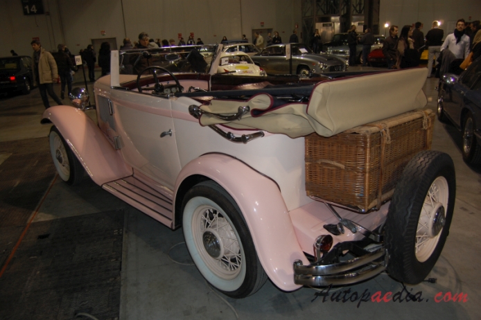 Chrysler Six 1924-1935 (1931-1932 Chrysler Six Series CM convertible 2d), lewy tył