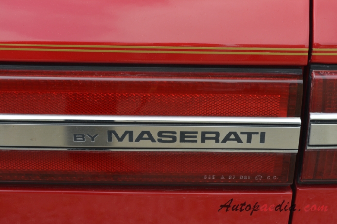 Chrysler TC by Maserati 1989-1991 (cabriolet 2d), rear emblem  