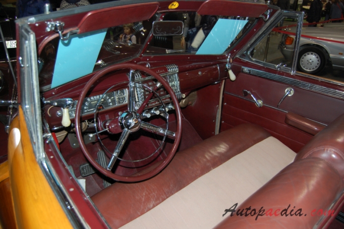 Chrysler Town & Country 1. generacja 1941-1950 (1948 woody convertible 2d), wnętrze