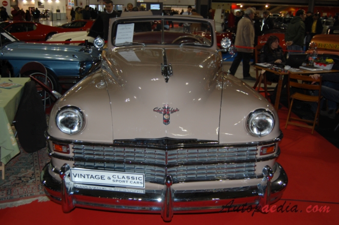 Chrysler Town & Country 1. generacja 1941-1950 (1948 woody convertible 2d), przód