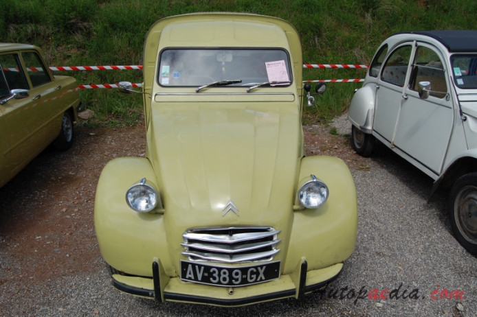 Citroën 2CV 1948-1990 (1966 Furgonette van 3d), przód