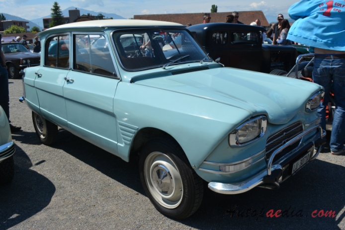 Citroën Ami 6 1961-1969 (sedan 4d), right front view