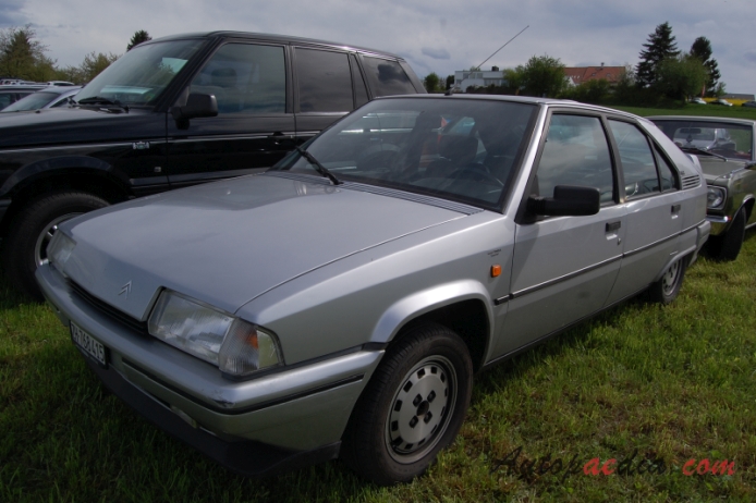 Citroën BX 1982-1994 (1986-1994 GTi Mk2 hatchback 5d), left front view
