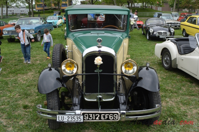 Citroën C4 1928-1932 (1932 1.6L IX saloon 4d), przód