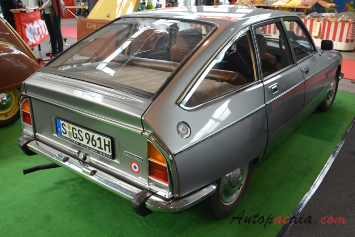 Citroën GS 1970-1979 (1976-1979 Citroën GS Pallas Convertisseur fastback 4d), prawy tył