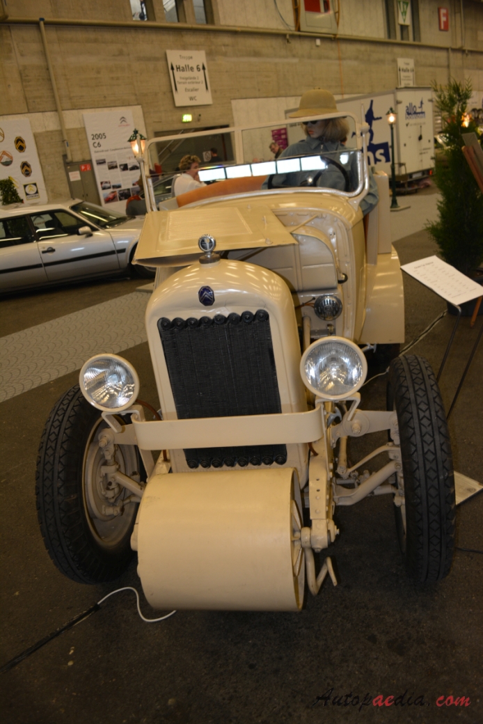 Citroën Kegresse P17 1929-1934 (1929 pojazd wojskowy), przód