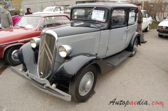 Citroën Rosalie 1932-1938 (1932 saloon 4d), lewy przód