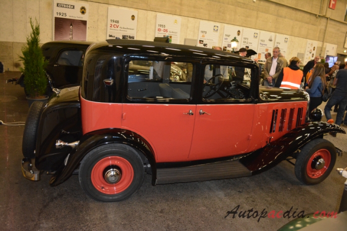 Citroën Rosalie 1932-1938 (saloon 4d), prawy bok