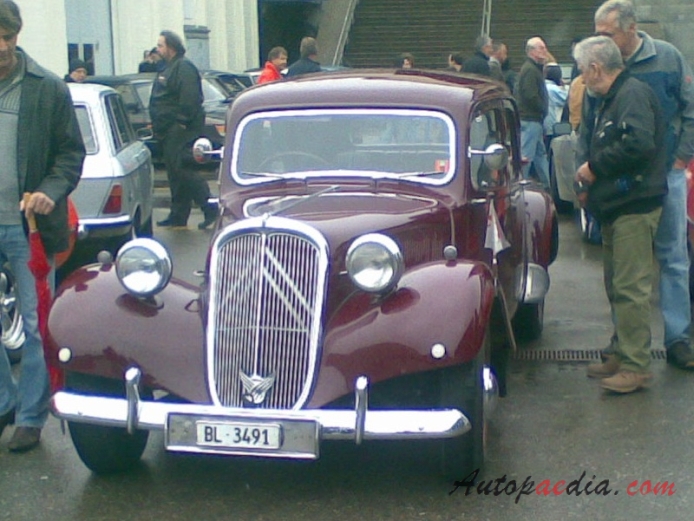 Citroën Traction Avant 1934-1957 (1952-1957 Citroën 11BL saloon 4d), przód