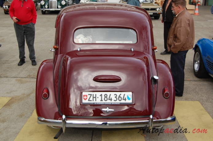 Citroën Traction Avant 1934-1957 (1952-1957 Citroën 11BL saloon 4d), tył