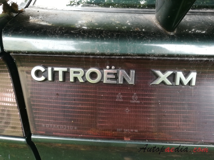 Citroën XM 1989-2000 (1989-1994 Citroën XM Turbo D12 liftback 5d), emblemat tył 
