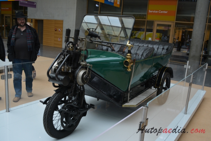 Cyklon Cyklonette 1902-1922 (1912 6HP three-wheeler), lewy przód
