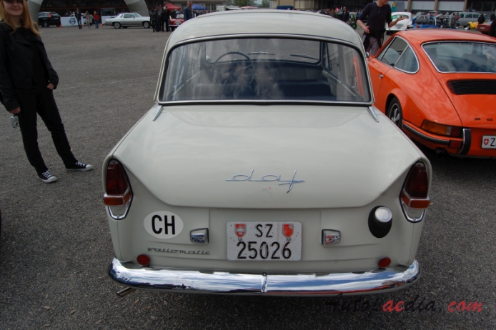 DAF Daffodil 1961-1967 (1961-1963 DAF 30 sedan 2d), rear view
