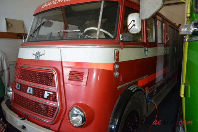 DAF 1100/1300/1500/1600/1800/1900 1959-1972 (fire engine), left front view