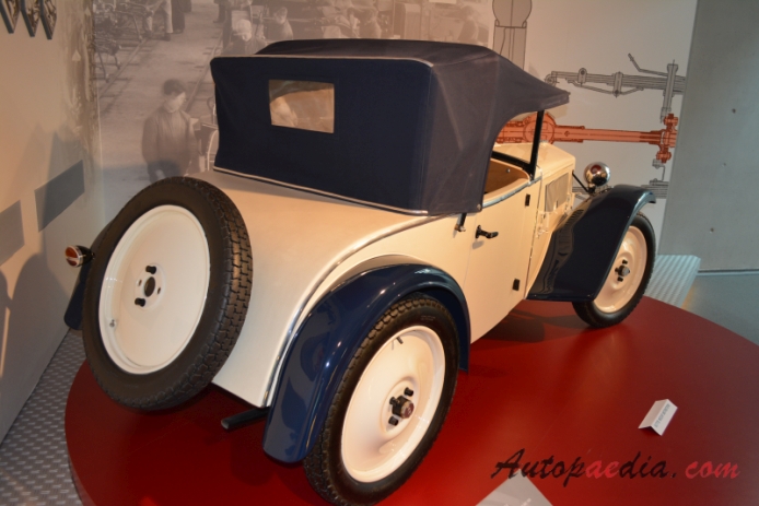 DKW F1 1931-1932 (1931 roadster 2d), prawy tył