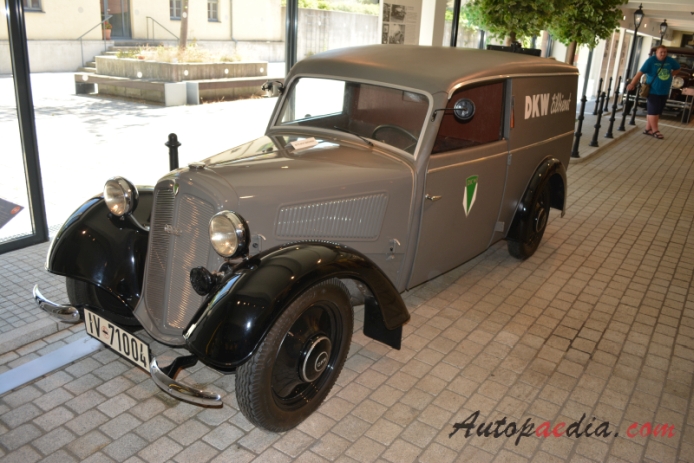 DKW F7 1937-1939 (1937 delivery van 3d), lewy przód