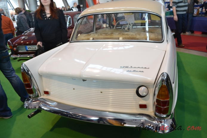 DKW F11 Junior 1959-1963 (1962 Junior de luxe sedan 2d), tył