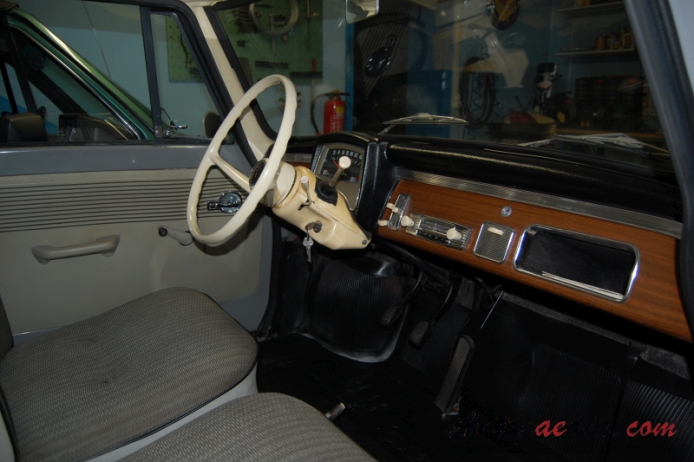 DKW F11 Junior 1959-1963 (1964 de luxe sedan 2d), wnętrze