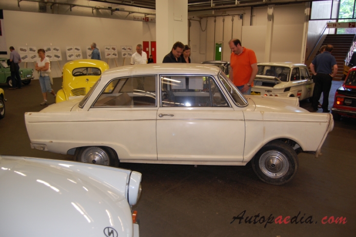 DKW F12 1963-1965 (1964 sedan 2d), right side view