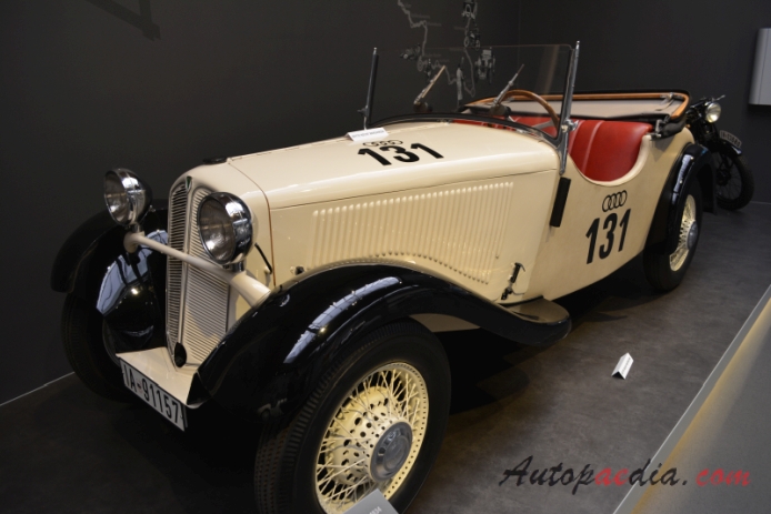 DKW Sonderklasse 1001 1934-1935 (1934 sports two seater), lewy przód