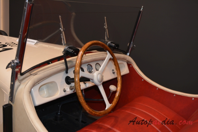 DKW Sonderklasse 1001 1934-1935 (1934 sports two seater), wnętrze