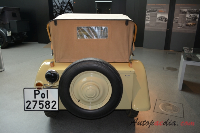 DKW Sonderklasse 1001 1934-1935 (1935 pojazd wojskowy), tył