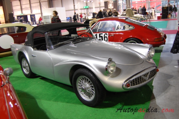 Daimler SP250 1959-1964, right front view