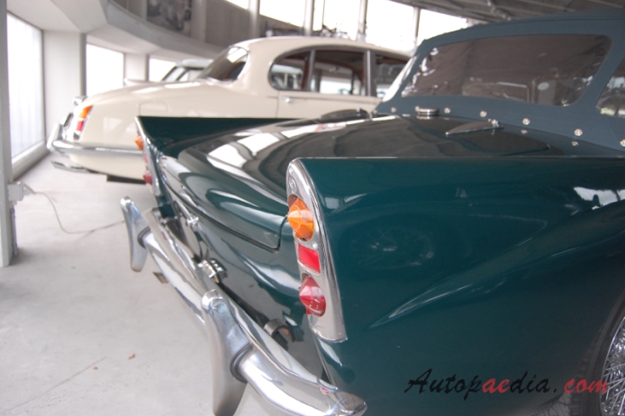 Daimler SP250 1959-1964 (1961), rear view
