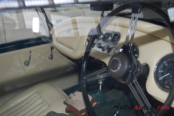 Daimler SP250 1959-1964 (1961), wnętrze