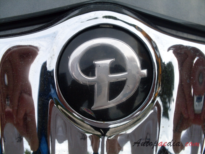 Daimler Sovereign XJ Mark 1 1969-1992 (1979-1992 Series III Daimler), emblemat przód 