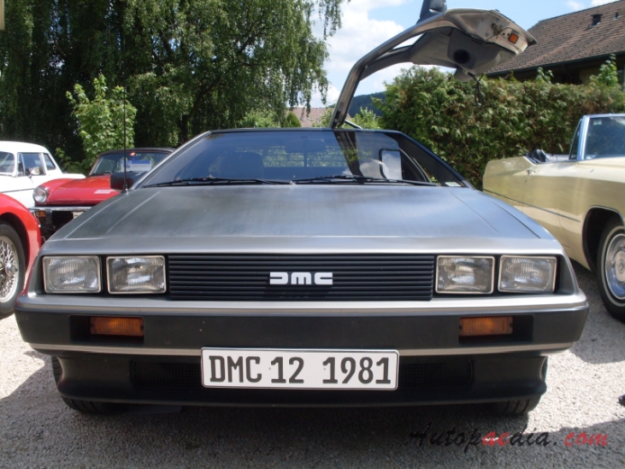 DeLorean DMC-12 1981-1982 (1981), przód