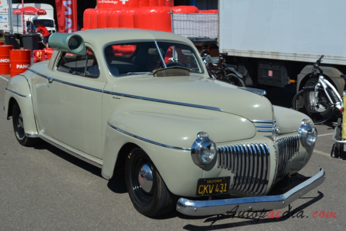DeSoto Custom 1939-1952 (1941 Coupé 2d), prawy przód