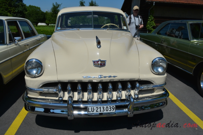 DeSoto Custom 1939-1952 (1951 sedan 4d), przód