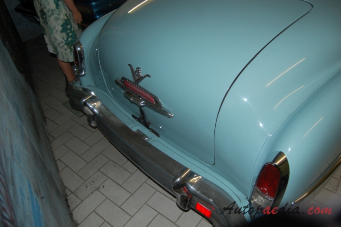 DeSoto Firedome 1st generation 1952-1954 (1952 sedan 4d), rear view