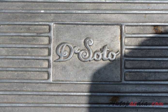 DeSoto Series K-SA 1929-1932 (1930 Six Sedan 4d), detail  