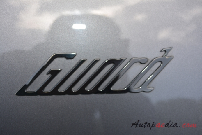 De Tomaso Guara 1993-2004 (Spyder 2d), rear emblem  
