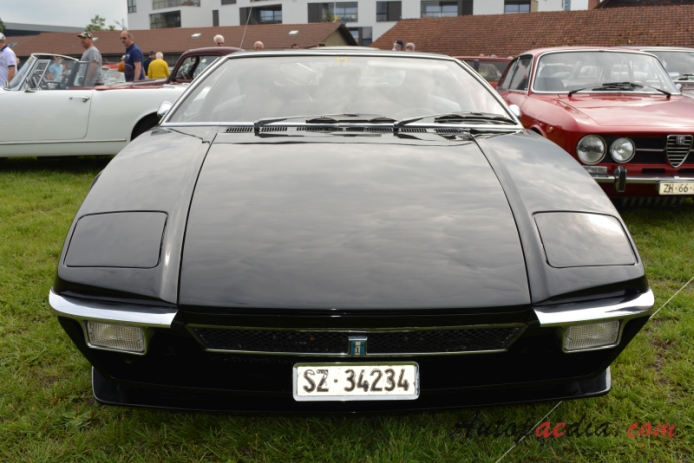 De Tomaso Pantera 1971-1993 (1971 Push-Button Pantera GTS), przód
