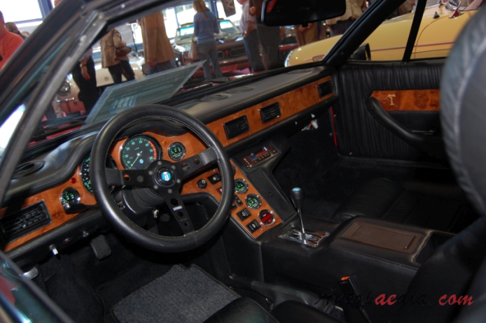 De Tomaso Pantera 1971-1993 (1989 GT5S), wnętrze