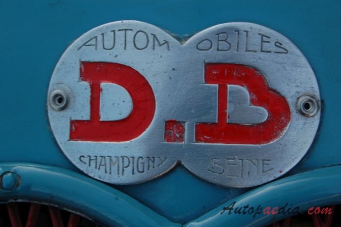 Deutsch Bonnet DB2 1938, front emblem  