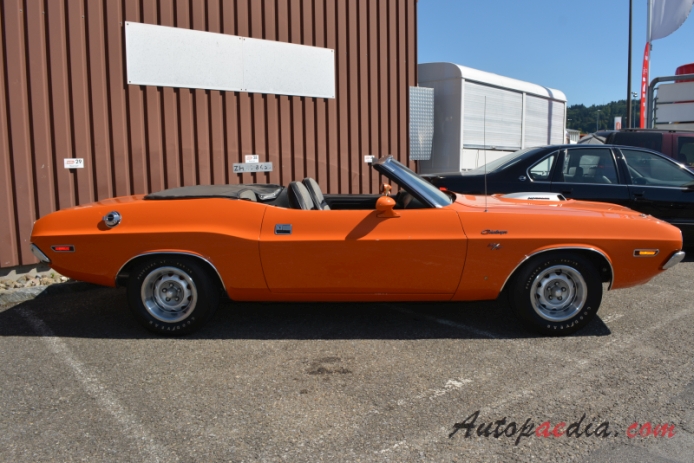 Dodge Challenger 1st generation 1970-1974 (1970 R/T 340 Four barrel convertible), right side view