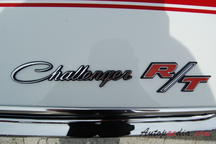 Dodge Challenger 1st generation 1970-1974 (1970 R/T 440 Magnum convertible), rear emblem  