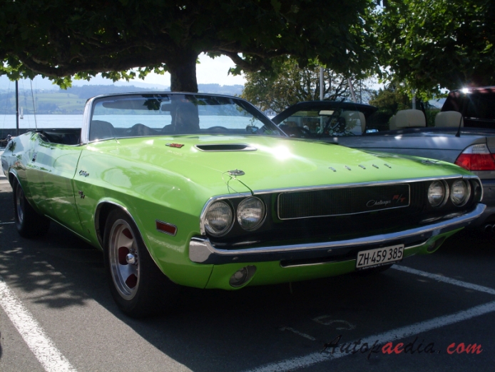 Dodge Challenger 1st generation 1970-1974 (1970 R/T 440 SixPack convertible), right front view