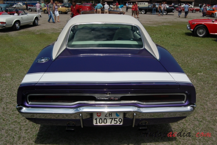 Dodge Charger B-body 2nd generation 1968-1970 (1970 R/T hardtop 2d), rear view