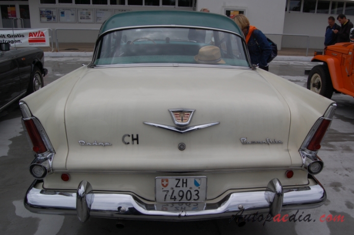 Dodge Custom Royal 1955-1959 (1956 Kingsway Custom sedan 4d), tył