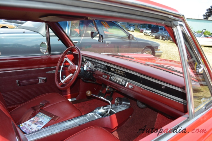 Dodge Dart 3. generacja 1963-1966 (1968 GTS hardtop Coupé 2d), wnętrze
